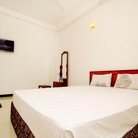 Sirisara Holiday Resort อนุราธปุระ ภายนอก รูปภาพ